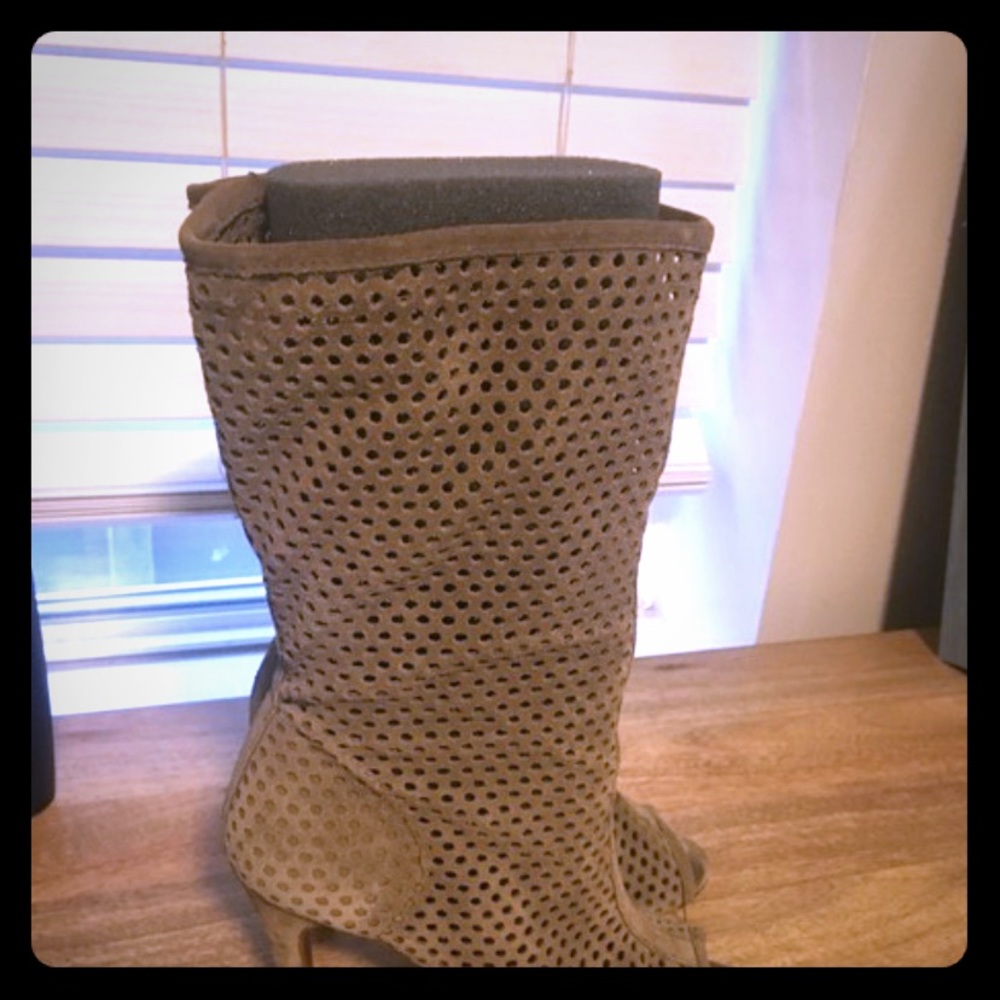 Pedro Garcia boots